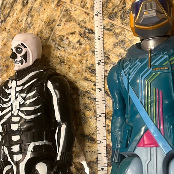 Fortnite Action Figures Set - Black, Blue, and Purple - Picture 11 of 12